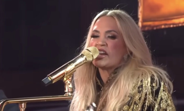 Carrie Underwood Will Sing at Inauguration for 34-Time Felon and Rapist Donald Trump