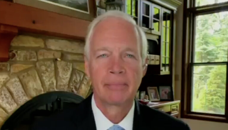 Republicans Push the Exact Same Lie on TV: Trump’s $1 Billion Ballroom is for National Security