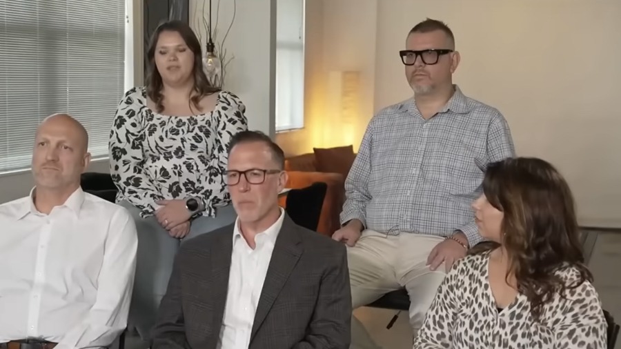 Former Trump Supporters Explain Why They Left MAGA episode artwork